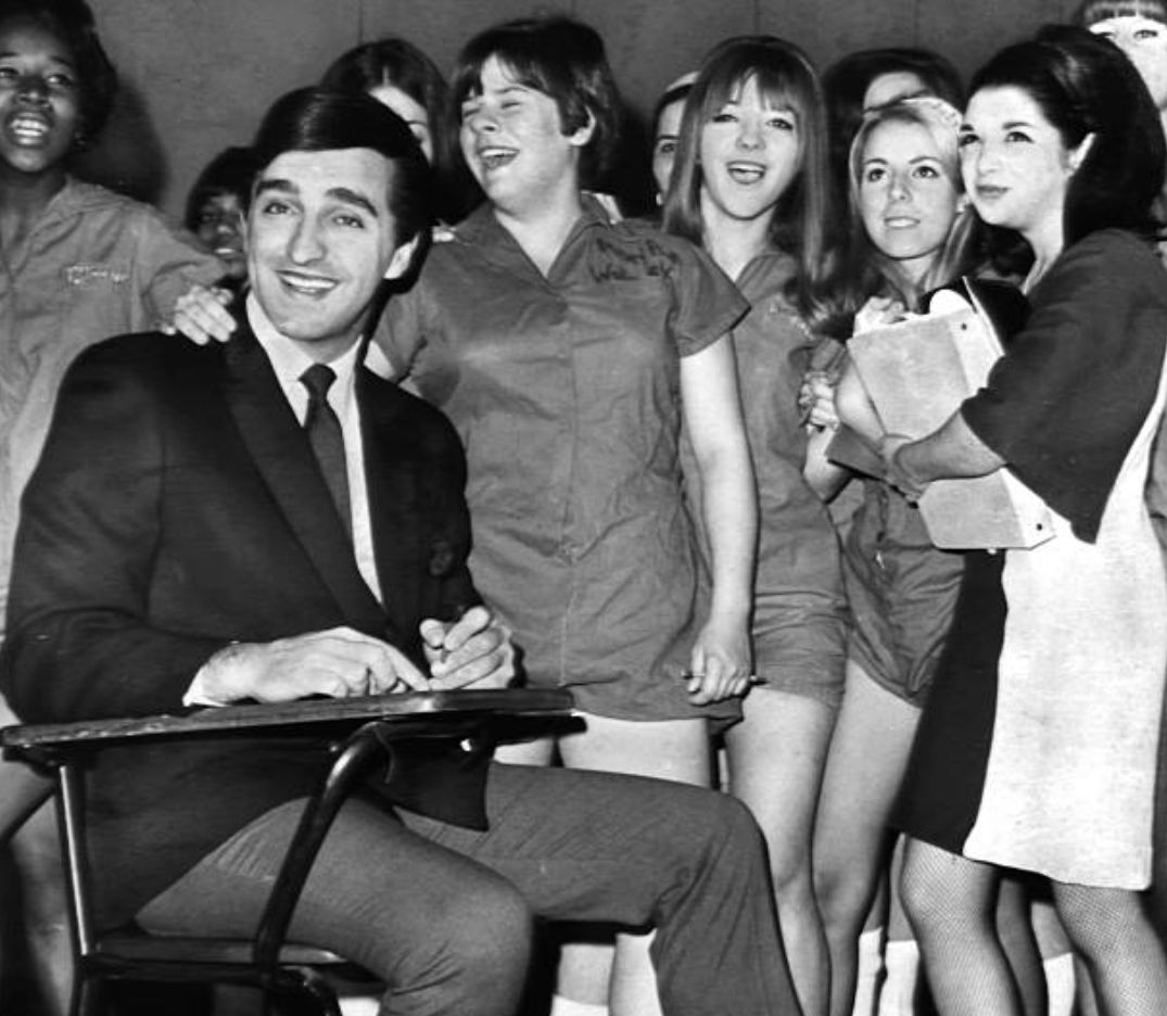 Joe Pepitone
New York Yankees center fielder Joe Pepitone is very popular with the girls at Barringer High School in Newark as he gets ready for an autograph session. 
Photo by NY Daily News
