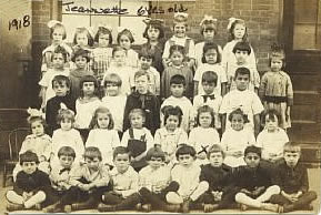 1918
